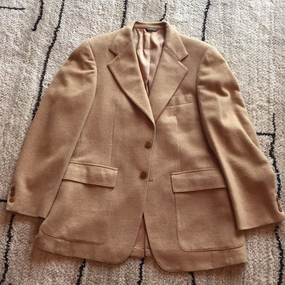 Botany 500 Camel color men's wool blazer size 42